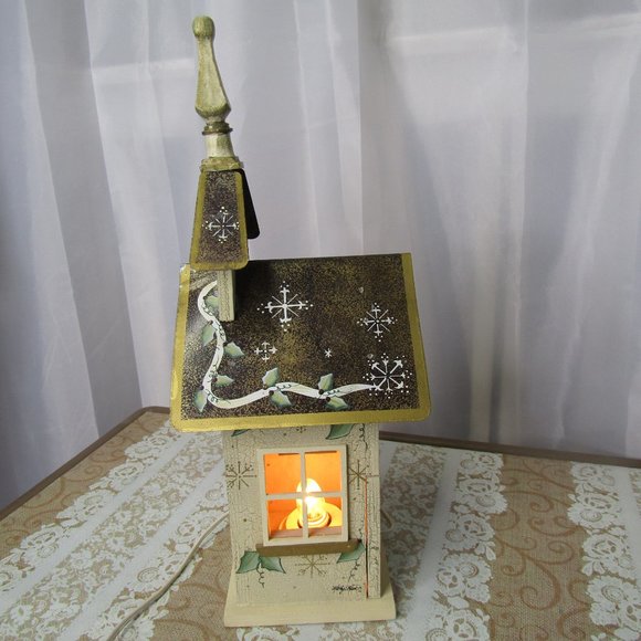 Kathy Hatch Wooden Church Lamp - Picture 9 of 16